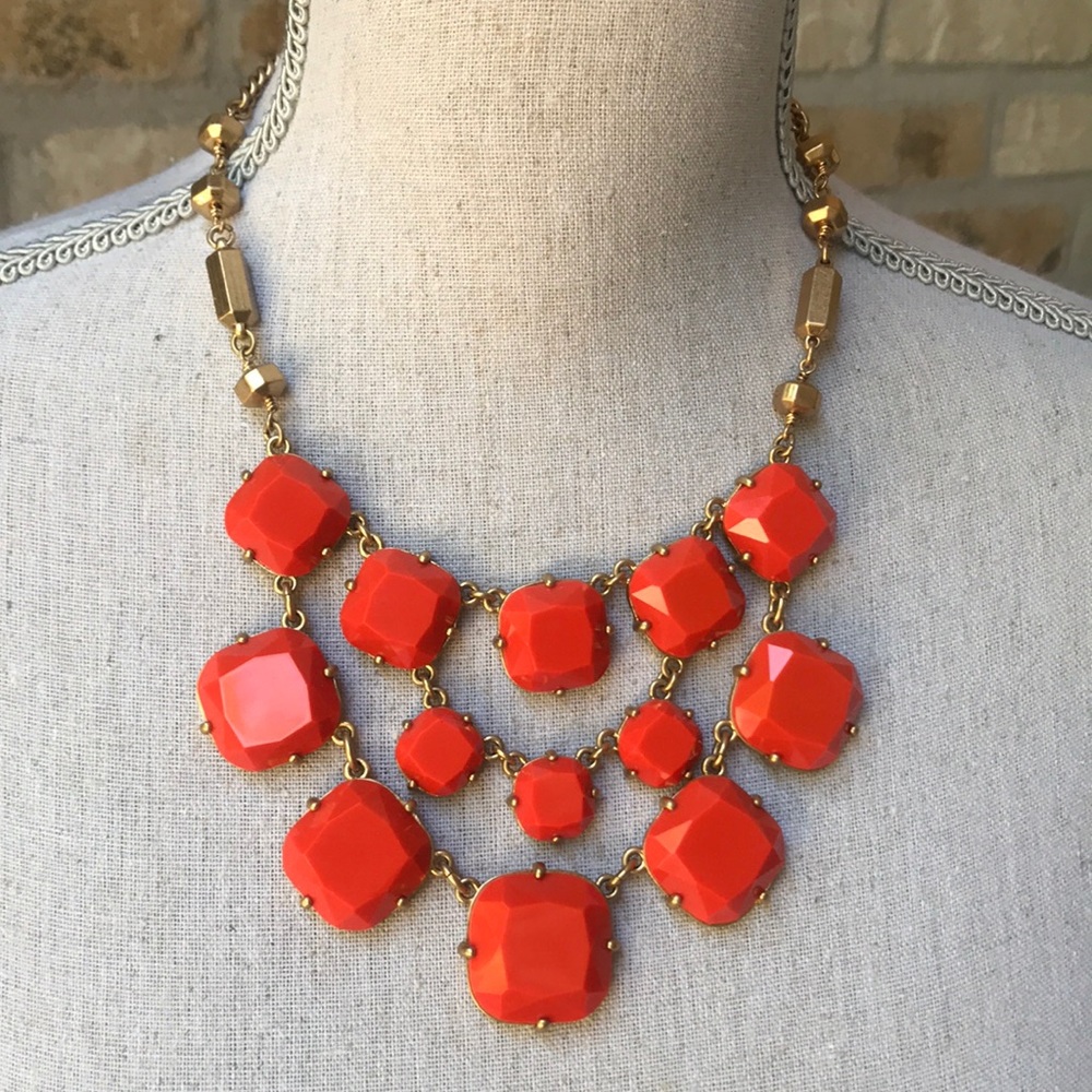 NIB Stella & Dot Olivia Bib Necklace Orange Coral
